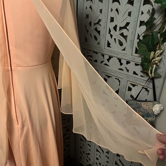 VINTAGE VOLUPTUOUS LIGHT PEACH SOFT ORANGE ANGEL FLUTTERY TOP MAXI DRESS - Picture 10 of 12